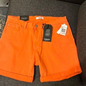 NWT Kenzie shorts